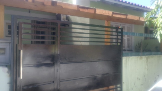 Casa, com 50m², 2 dormitórios no bairro Morada Do Bosque em Cachoeirinha para Comprar