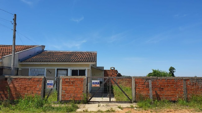 Casa, com 43m², 1 dormitório no bairro Chacara Das Rosas em Cachoeirinha para Comprar