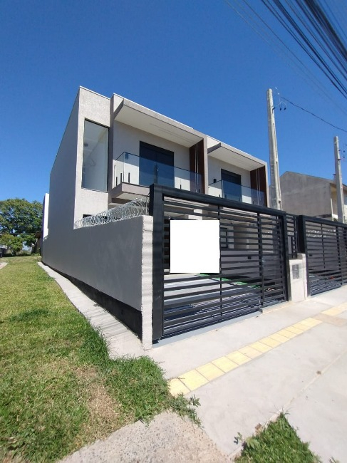 Sobrado, com 105m², 3 dormitórios no bairro Parque da Matriz em Cachoeirinha para Comprar