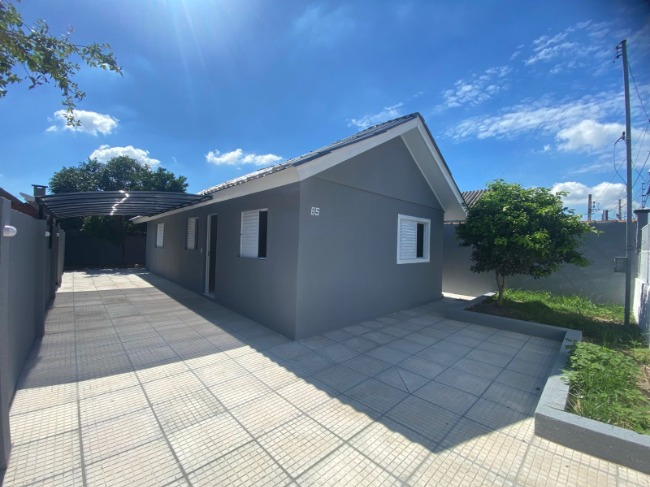 Casa, com 70m², 3 dormitórios no bairro Cohab em Cachoeirinha para Comprar