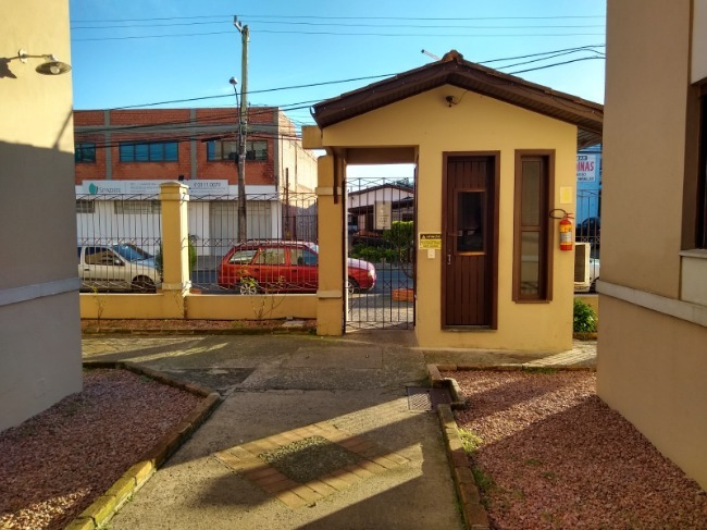 Apartamento, com 42m², 1 dormitório no bairro Ponta Porã em Cachoeirinha para Comprar