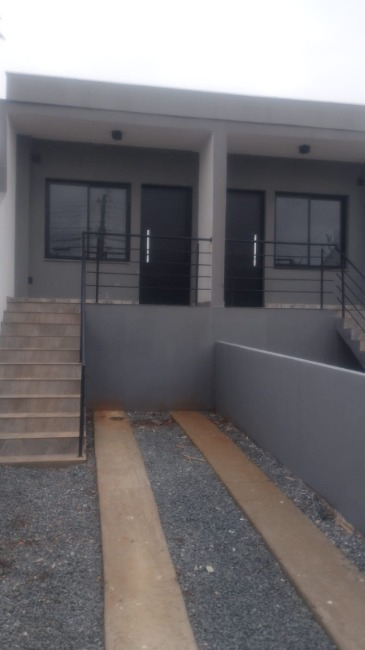 Casa, com 55m², 2 dormitórios no bairro Jardim do Bosque em Cachoeirinha para Comprar