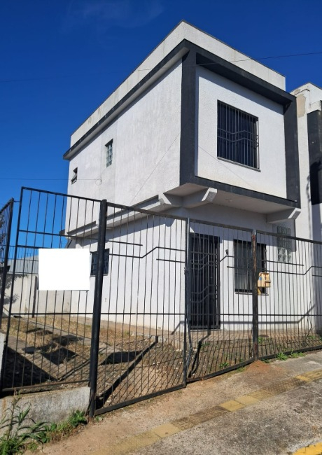 Sobrado, com 58m², 2 dormitórios no bairro Vila Silveira Martins em Cachoeirinha para Comprar