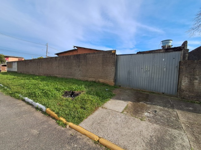 Casa, com 190m², 4 dormitórios no bairro Parque Marechal Rondon em Cachoeirinha para Comprar