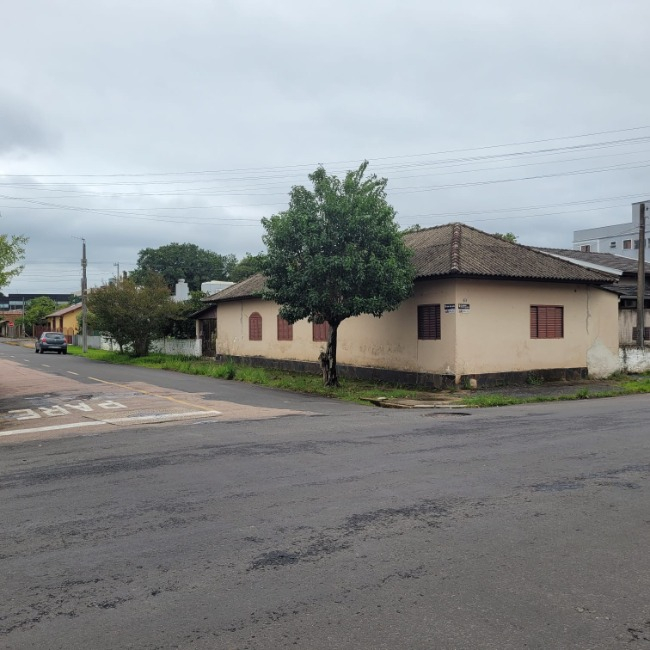 Terreno, com 440m² no bairro City em Cachoeirinha para Comprar