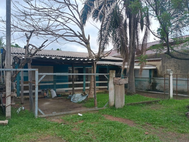 Casa, com 200m², 4 dormitórios no bairro Jardim Betânia em Cachoeirinha para Comprar